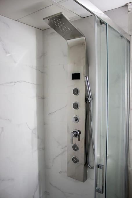 Elegant Apartament Beach Andalusia باليرميه المظهر الخارجي الصورة