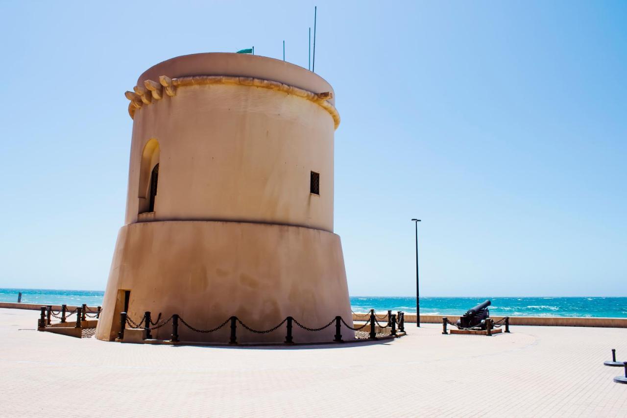 Elegant Apartament Beach Andalusia باليرميه المظهر الخارجي الصورة